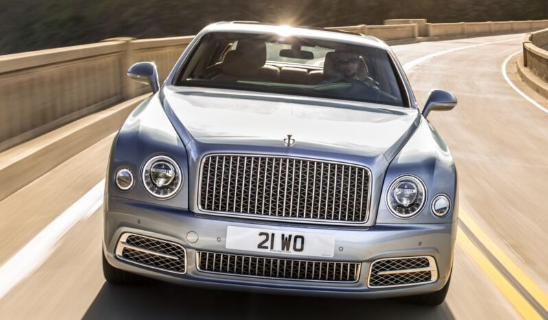 
								Bentley Mulsanne 4-door sedan blue full									