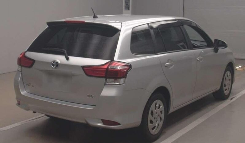 
								2022 Toyota Corolla Fielder HYBRID EX full									