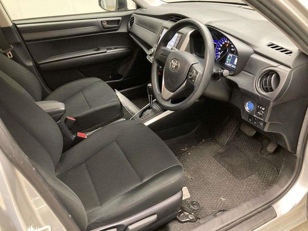 2022 Toyota Corolla Fielder HYBRID EX